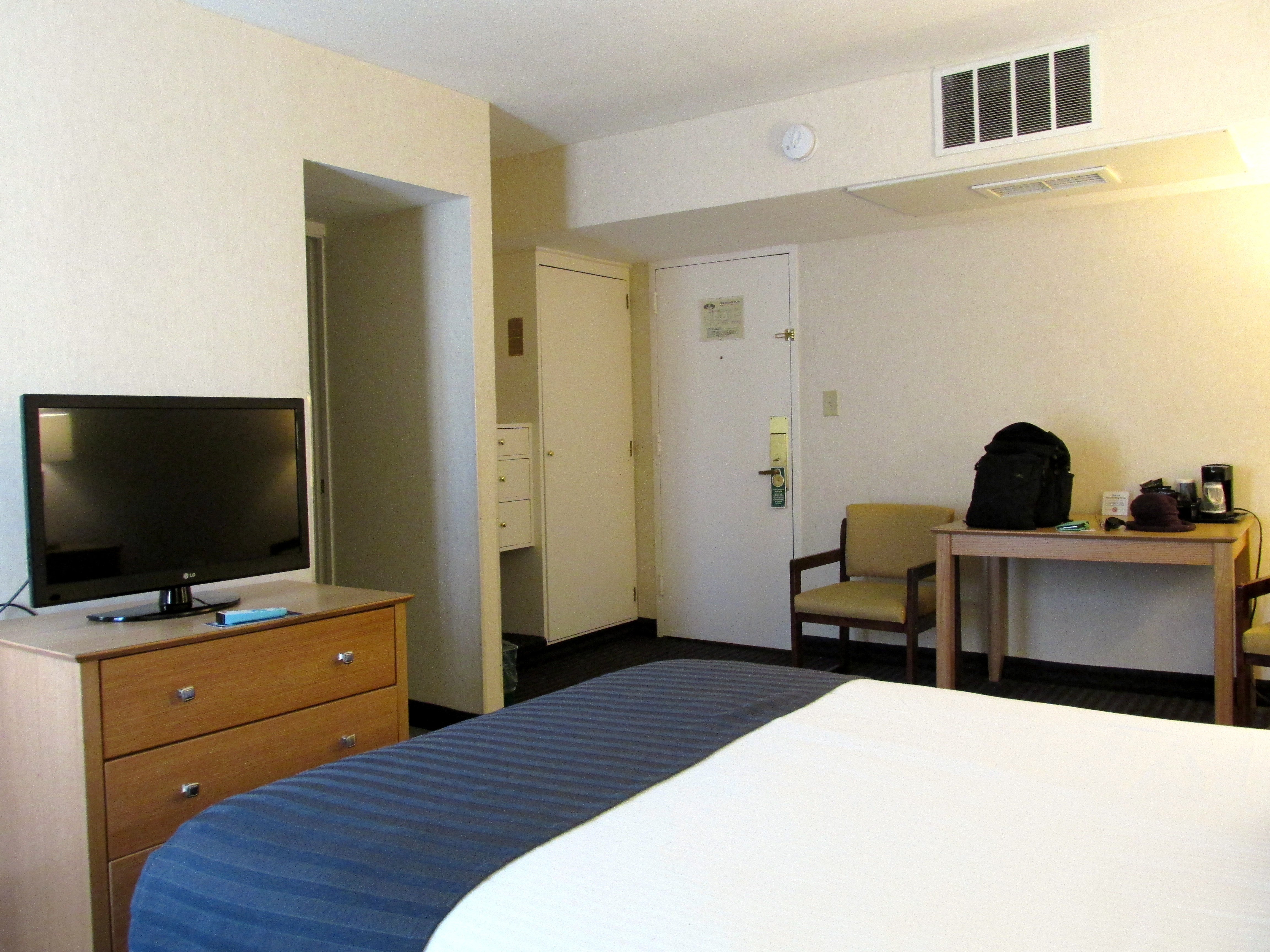 How far is the unseen world from Midtown?